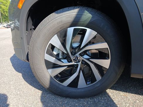 New 2025 Volkswagen Tiguan S image 25