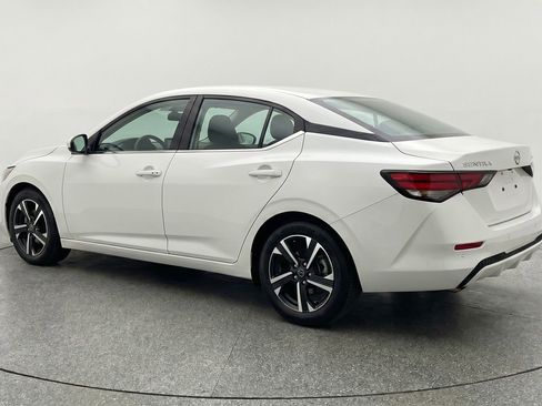 Used 2025 Nissan Sentra SV FWD image 6
