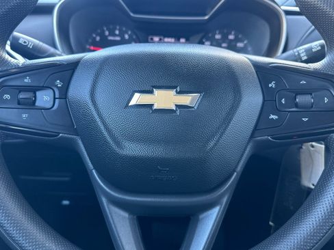 Used 2021 Chevrolet TrailBlazer LS w/ LPO, Blackout Package image 22