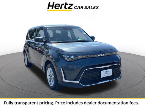 Used 2025 Kia Soul LX w/ LX Technology Package FWD image 1