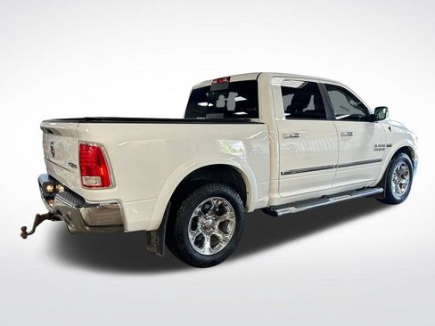 Used 2017 RAM 1500 Laramie w/ Convenience Group AWD/4WD image 5