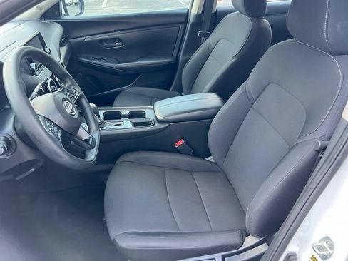 Used 2024 Nissan Sentra S FWD image 21