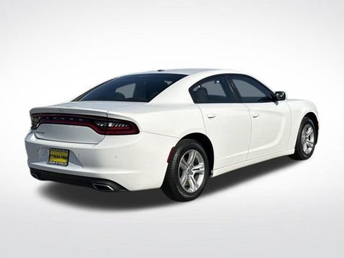 Used 2019 Dodge Charger SXT RWD image 8
