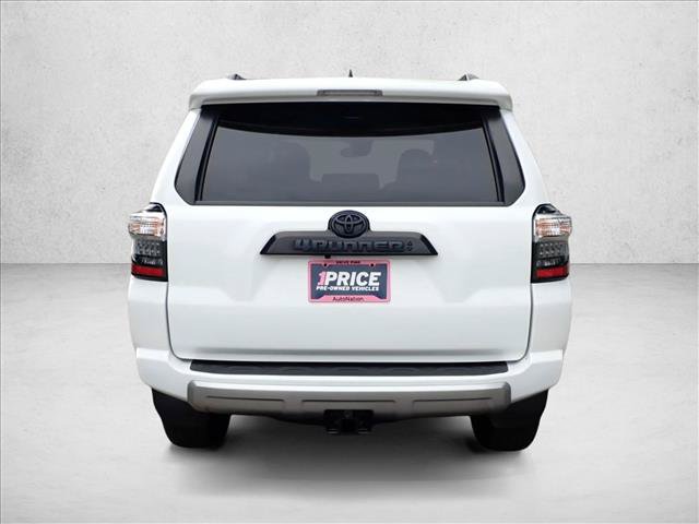 Certified 2024 Toyota 4Runner TRD Off-Road AWD/4WD image 3