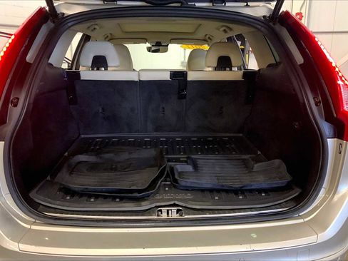 Used 2017 Volvo XC60 T5 Inscription w/ Preferred Option Package image 34