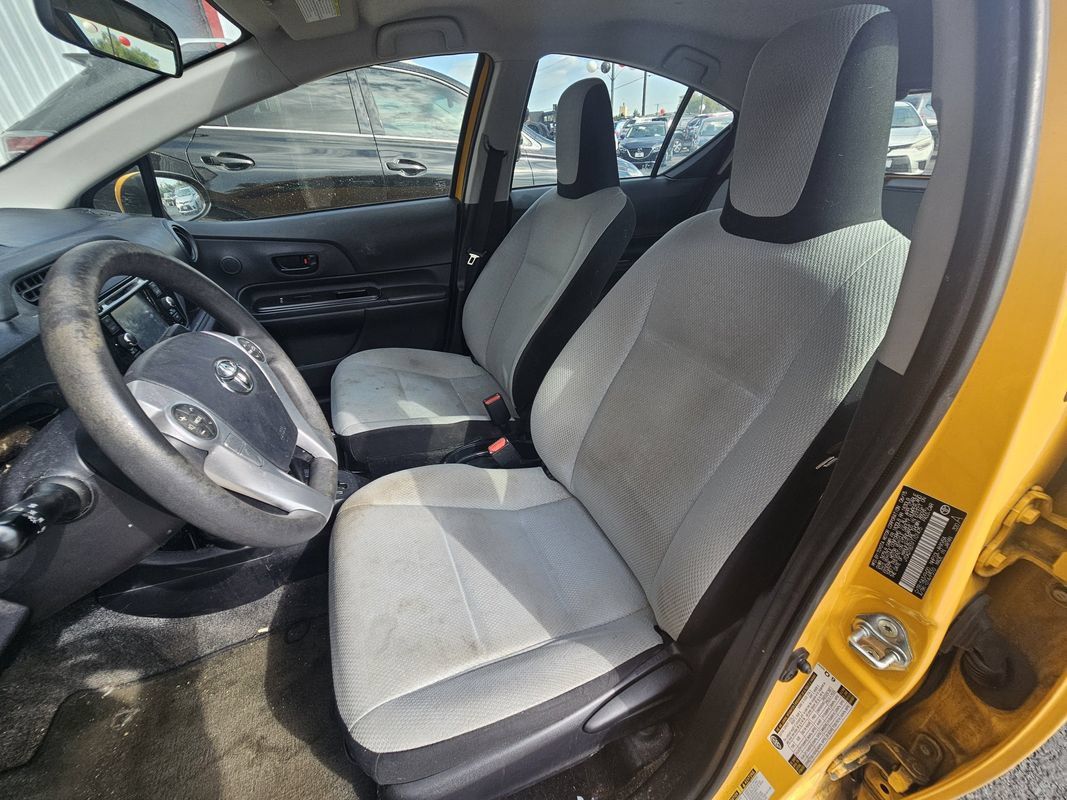 Used 2015 Toyota Prius C One FWD image 13