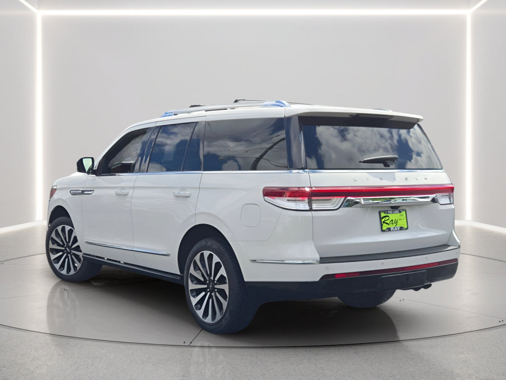 Used 2024 Lincoln Navigator Reserve AWD/4WD image 10