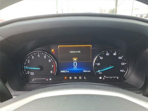 Used 2022 Ford Explorer XLT image 19