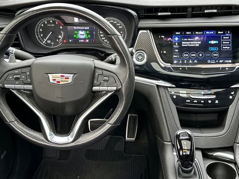Used 2023 Cadillac XT6 Sport image 15