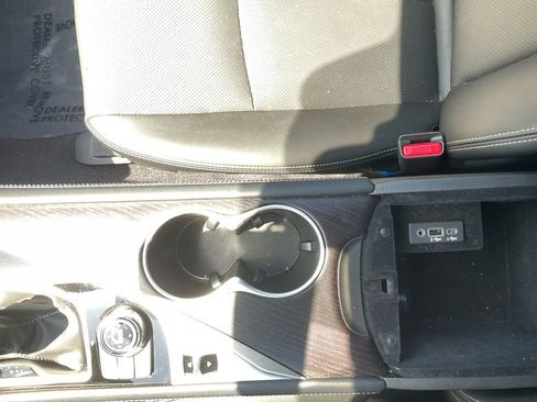 Used 2024 INFINITI Q50 Sensory image 25