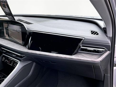 New 2025 Audi Q5 Premium Plus image 16