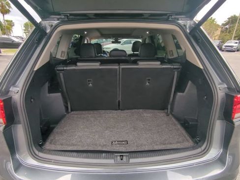 Used 2024 Volkswagen Atlas SE FWD image 13