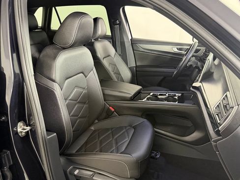 Used 2026 Volkswagen Atlas Cross Sport SE FWD image 27