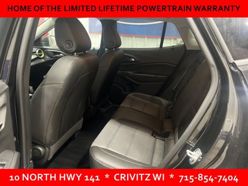 Used 2024 Chevrolet Trax LT w/ Driver Confidence Package image 5