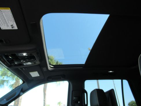 New 2026 Chevrolet Tahoe Premier AWD/4WD image 19