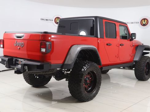 Used 2021 Jeep Gladiator Mojave w/ Trailer Tow Package AWD/4WD image 3