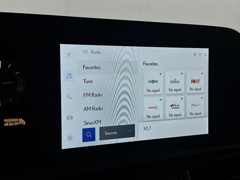 Used 2025 Lexus ES 350 w/ Premium Package image 19