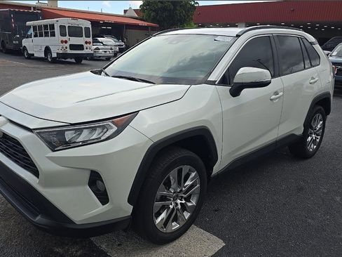 Used 2021 Toyota RAV4 XLE Premium FWD image 1