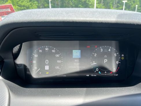 New 2026 Land Rover Discovery Sport Landmark AWD/4WD image 14