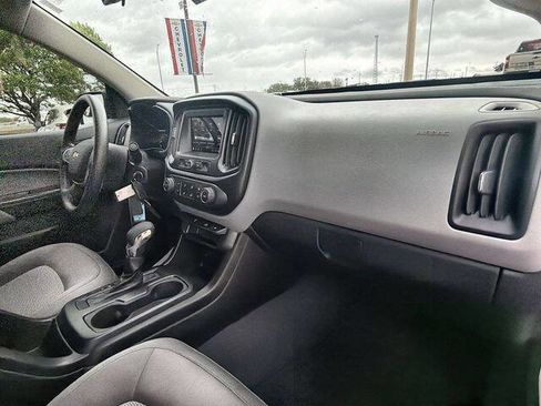 Used 2022 Chevrolet Colorado W/T w/ WT Convenience Package image 26