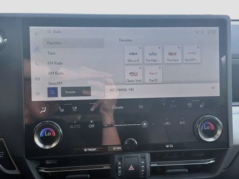 Used 2024 Lexus GX 550 AWD/4WD image 30