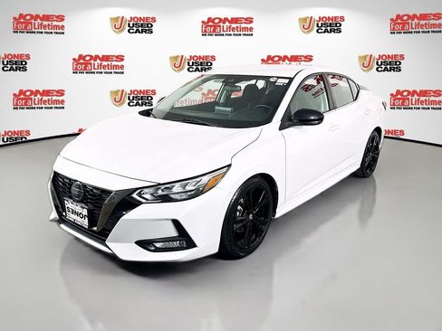 Used 2020 Nissan Sentra SR FWD image 11