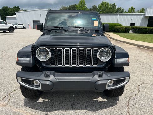 Used 2024 Jeep Wrangler Unlimited Sahara AWD/4WD image 2