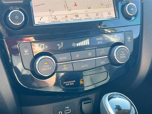 Used 2022 Nissan Rogue Sport SL w/ Premium Package FWD image 16