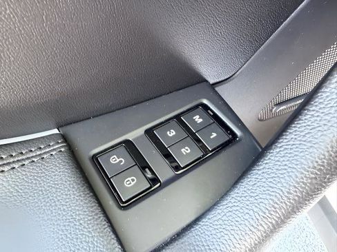 Used 2020 Jaguar F-PACE Premium AWD/4WD image 13
