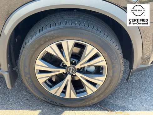 Certified 2022 Nissan Rogue SV AWD/4WD image 8