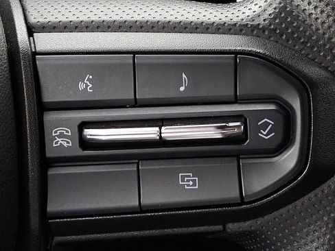 Used 2024 Chevrolet Colorado Trail Boss w/ Advanced Trailering Package image 21