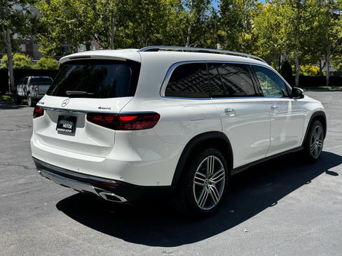 Used 2024 Mercedes-Benz GLS 450 450 4MATIC image 7