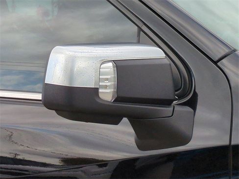 Certified 2024 Chevrolet Silverado 1500 High Country w/ High Country Premium Package image 10