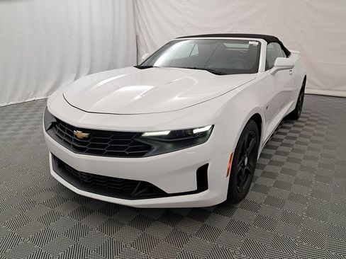 Used 2019 Chevrolet Camaro LT image 9