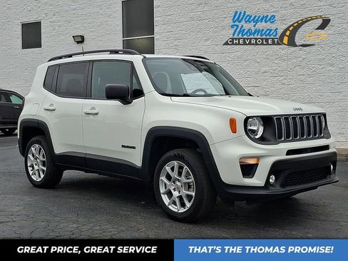 Used 2022 Jeep Renegade Latitude w/ Sun/Sound Group image 1