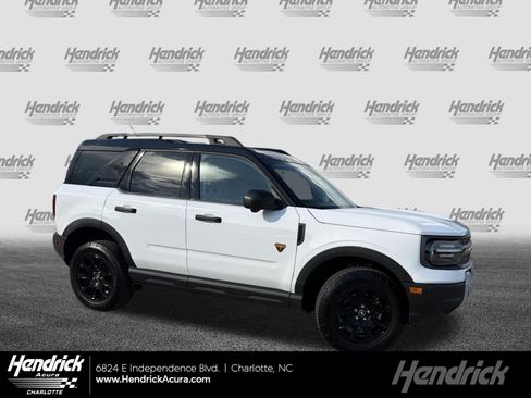 Used 2025 Ford Bronco Sport Badlands AWD/4WD image 1