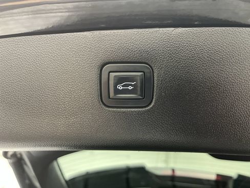 Used 2019 Chevrolet Blazer RS AWD/4WD image 5