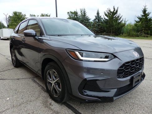 Used 2024 Honda HR-V EX-L image 10