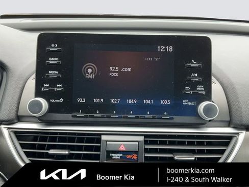 Used 2019 Honda Accord LX image 22