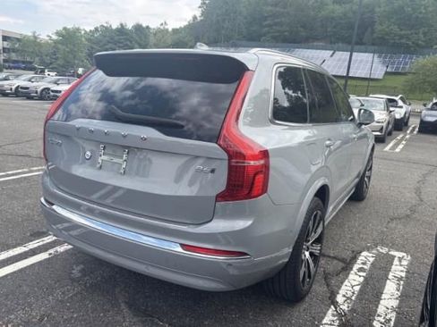 Used 2025 Volvo XC90 B6 Plus w/ Protection Package Premier AWD/4WD image 4