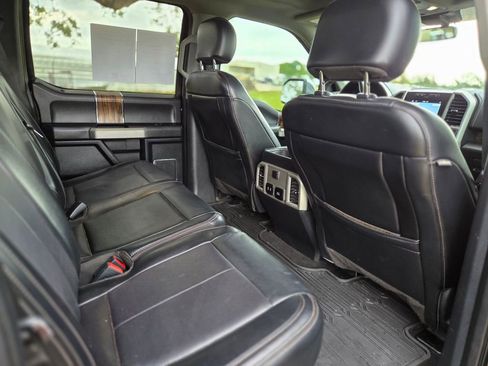 Used 2019 Ford F150 Lariat image 11