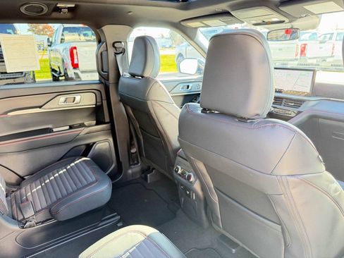 New 2026 Ford Explorer ST-Line w/ ST-Line Street Pack AWD/4WD image 18