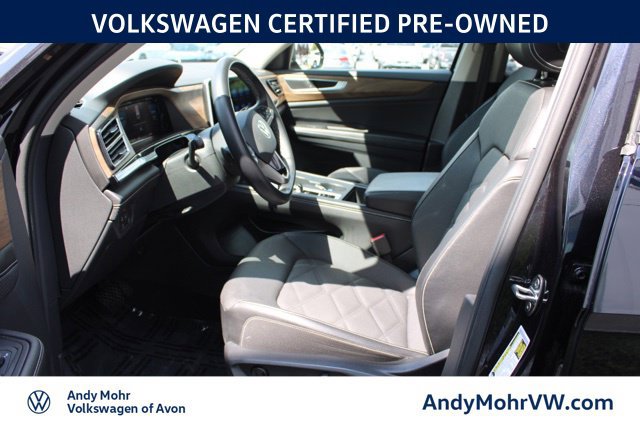 Used 2024 Volkswagen Atlas SE AWD/4WD image 16