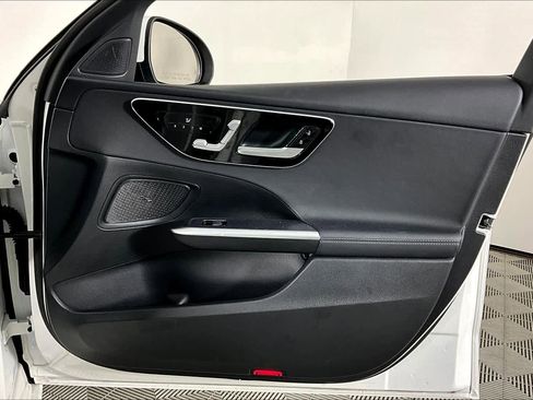 Used 2022 Mercedes-Benz C 300 Sedan image 22