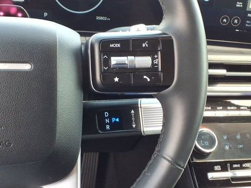 Used 2025 Hyundai Santa Fe Limited FWD image 14
