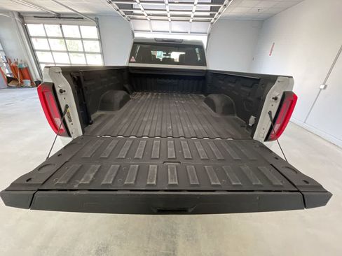 Used 2022 GMC Sierra 3500 SLT AWD/4WD image 23