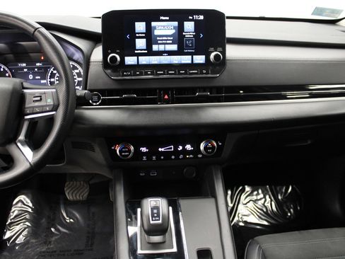 Used 2024 Mitsubishi Outlander SE image 26