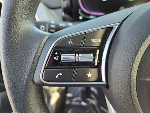 New 2026 Kia Seltos LX image 13