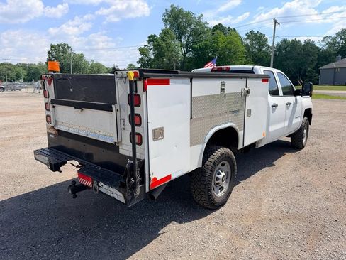 Used 2017 Chevrolet Silverado 3500 W/T w/ WT Convenience Package RWD image 7
