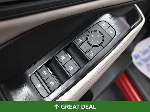 Used 2025 Nissan Rogue SV FWD image 31